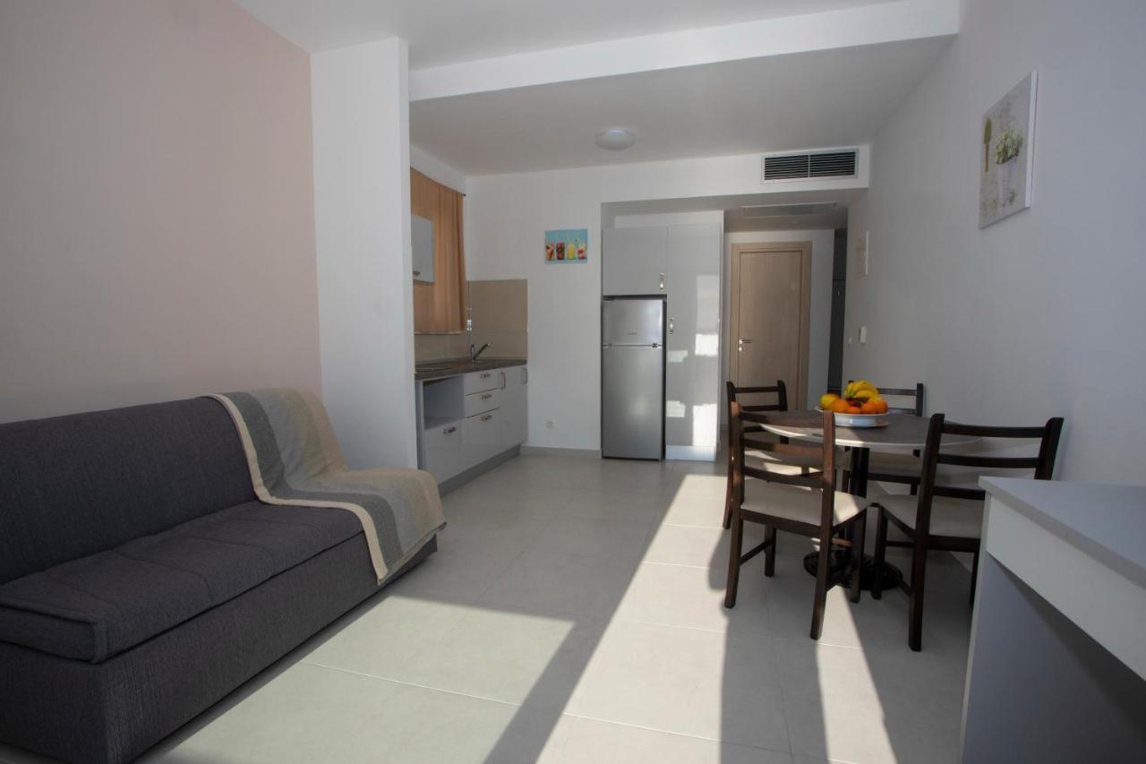 Apartments Medvidovic บาชกาโวดา ภายนอก รูปภาพ