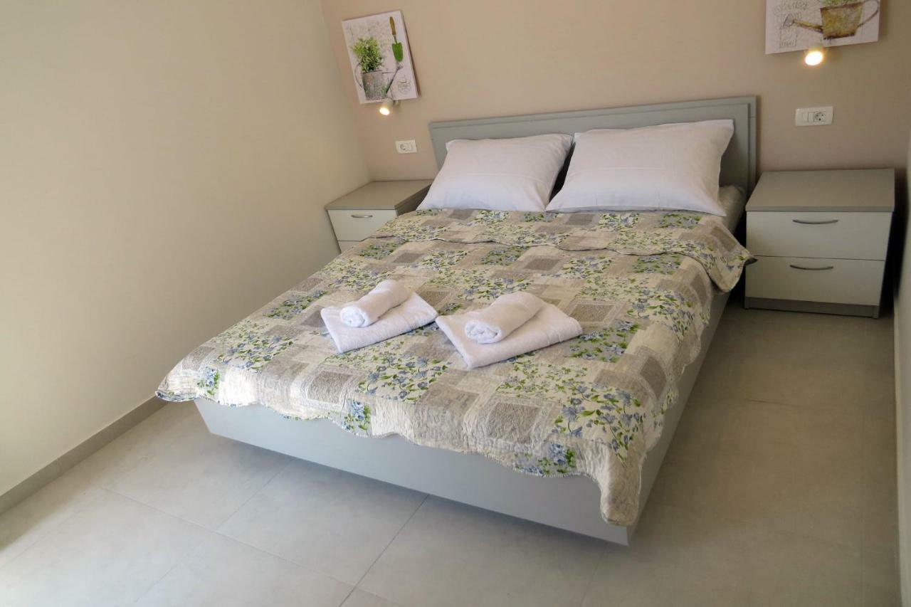 Apartments Medvidovic บาชกาโวดา ภายนอก รูปภาพ